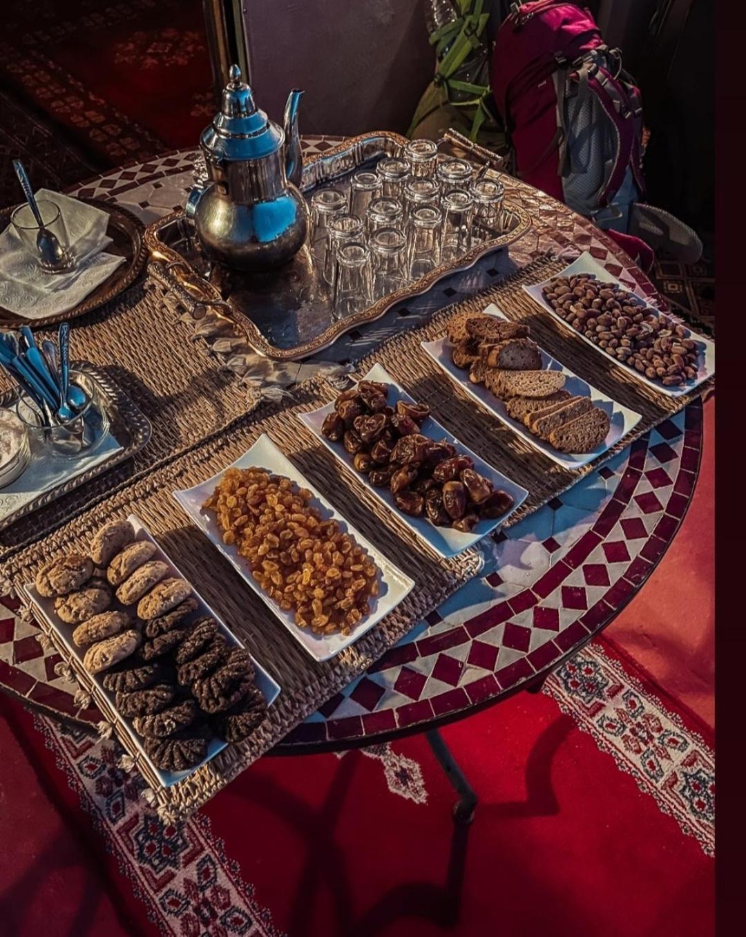 מלון מרזאוגה Sahara Luxury Glamping מראה חיצוני תמונה